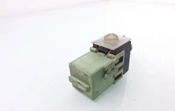 BMW 3 E46 Other relay 8373700 V23134K59X312 129