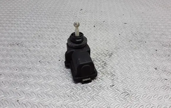 Ford Focus Headlight level adjustment motor XS4X13K198AB