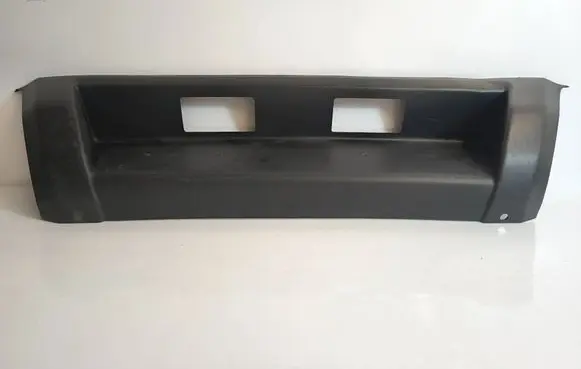 Rear bumper corner part panel trim