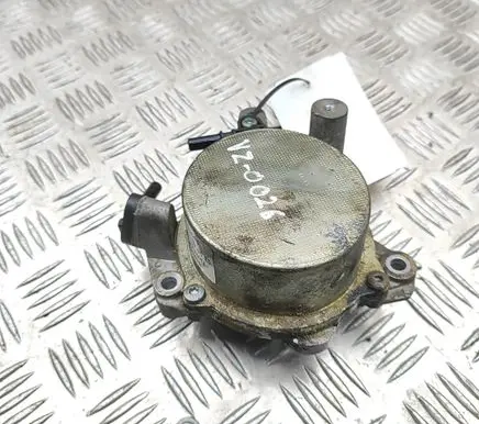Ford Kuga I Vacuum pump 9673836180