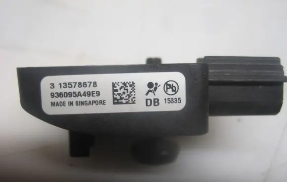 Opel Mokka X Airbag deployment crash/impact sensor 13578678