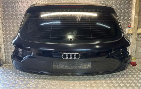 Audi Q7 4L Tailgate/trunk/boot lid