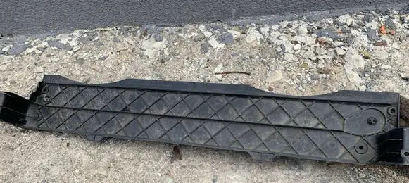 BMW X5 E70 Top upper radiator support slam panel 8574000
