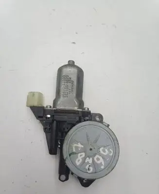 Hyundai i20 (PB PBT) Front door window regulator motor 988201J100