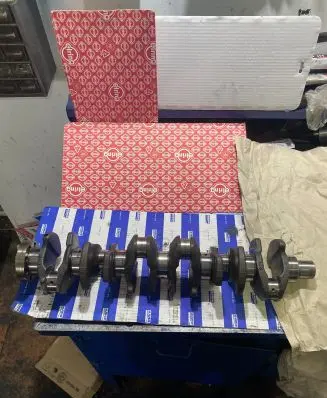 BMW 5 E60 E61 Crankshaft 7792608