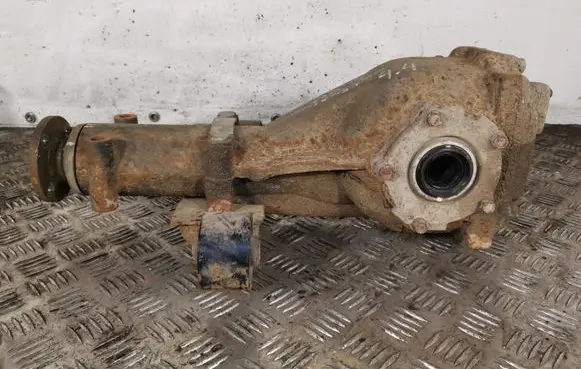 Subaru Legacy Rear differential RATIO44 225A