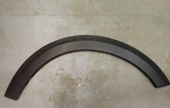 Subaru Outback (BS) Front arch trim E2017AL003
