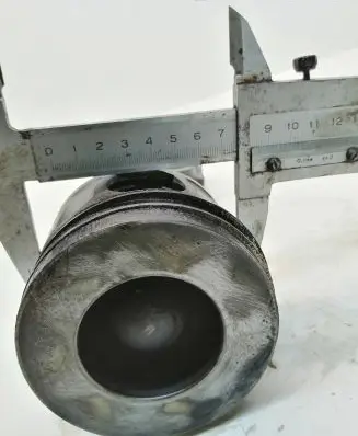 Ford Transit Piston with connecting rod