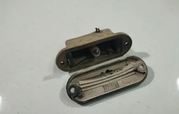 Seat Alhambra (Mk1) Number plate light 