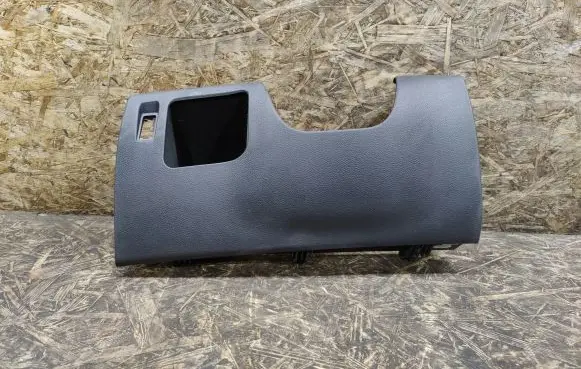 Mini One - Cooper R50 - 53 Dashboard lower bottom trim panel 7056617 33HF306001 60829010
