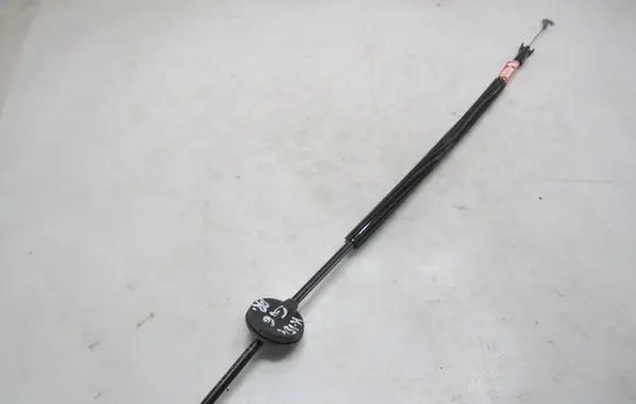 Volkswagen Golf VI Front door cable line 1K5837085