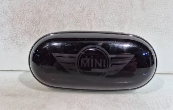 Mini Cooper Countryman R60 Sunglasses storage box 9809203