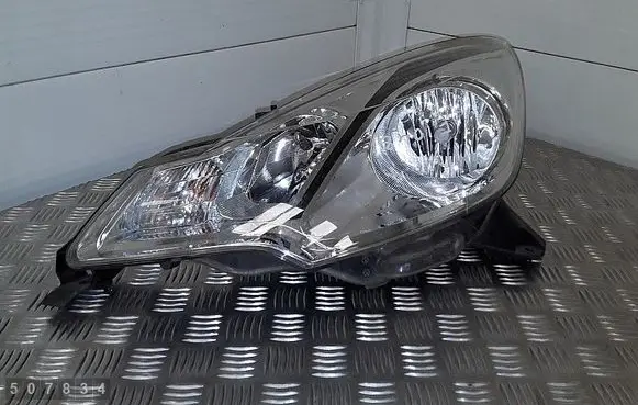 Citroen DS3 Headlight/headlamp 9677038380