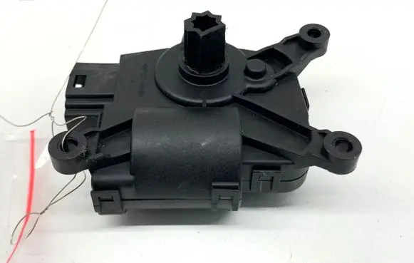 Tesla Model Y Air flap motor/actuator 150062300A