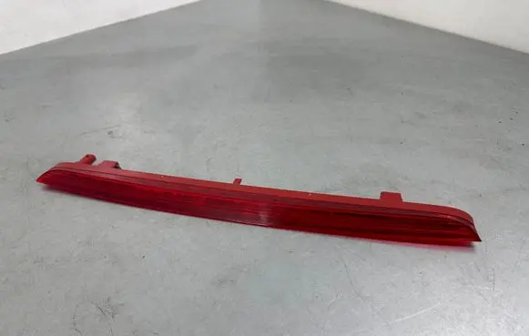 Skoda Kodiaq Third/center stoplight 8V0945097D