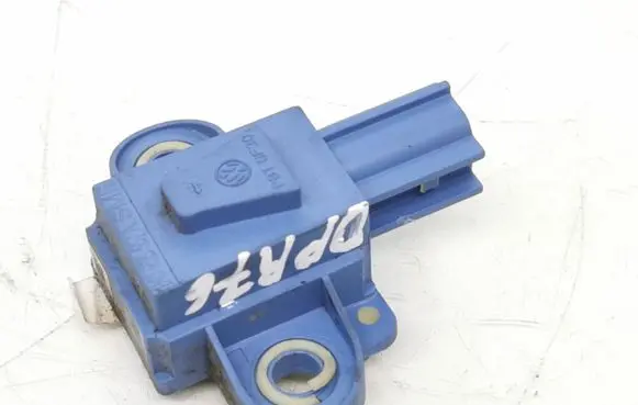 Volkswagen Golf V Airbag deployment crash/impact sensor 1K0955557A