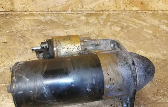 Mercedes-Benz B W245 Starter motor A0051517401