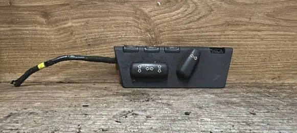 Volvo XC90 Light switch 19206