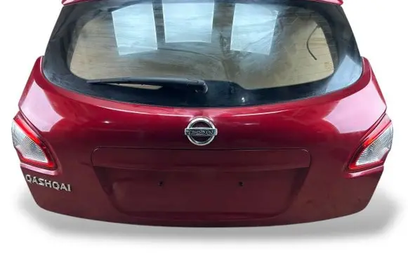 Nissan Qashqai Tailgate/trunk/boot lid 