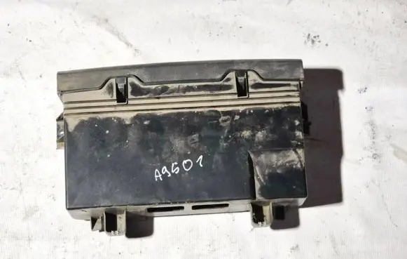 Volkswagen Touran I Glove box 1t0881580d