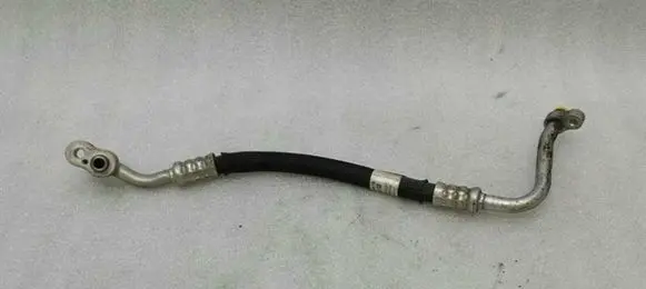 Mercedes-Benz CLS C218 AMG Air conditioning (A/C) pipe/hose A2128300016