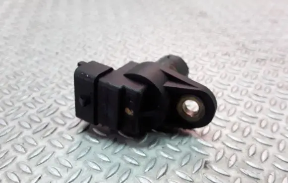 Mercedes-Benz C W203 Crankshaft position sensor A0031539728