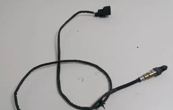 Audi A8 S8 D3 4E Lambda probe sensor 077906265AC