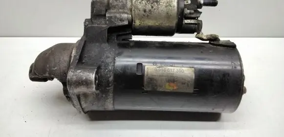 BMW 5 E39 Starter motor 0986017300