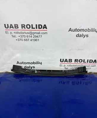 Volvo XC40 Front bumper upper radiator grill 31457352