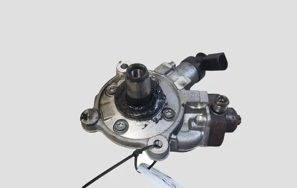 BMW 3 E90 E91 Fuel injection high pressure pump 0445010519