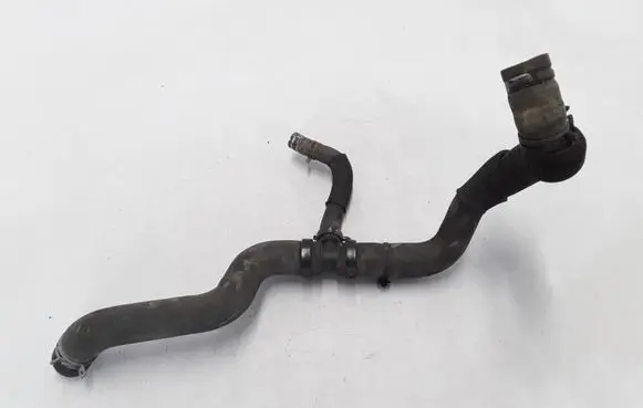 Renault Megane III Engine coolant pipe/hose