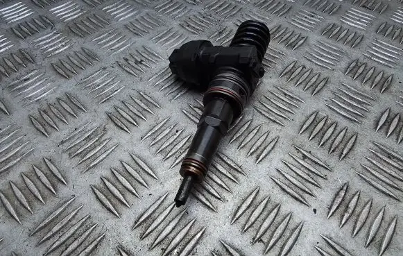 Ford Galaxy Fuel injector 038130073AK 0414720038