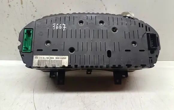 Speedometer (instrument cluster)