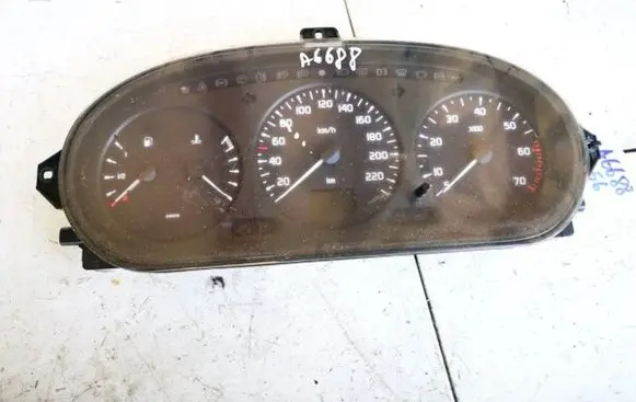 Renault Scenic I Speedometer (instrument cluster) 215781612 21578161-2