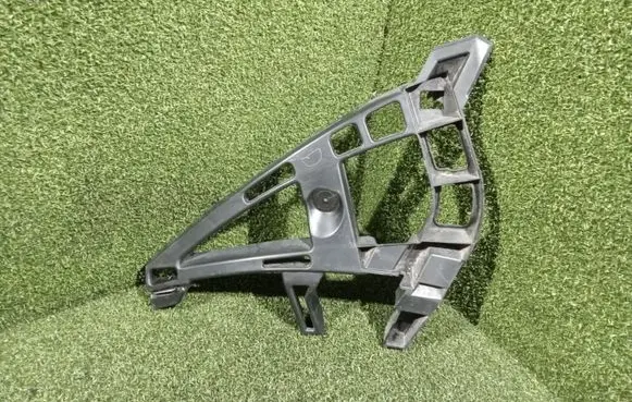 Renault Espace V (RFC) Front bumper mounting bracket 960169200R