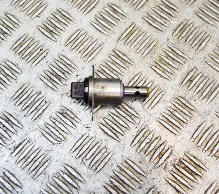 Porsche 911 991 Turbo solenoid valve 9A110530804