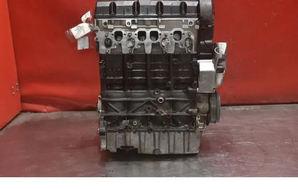 Volkswagen Golf IV Engine AXR