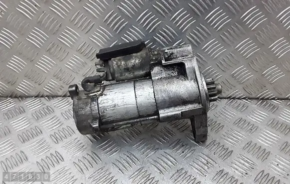 Land Rover Discovery 4 - LR4 Starter motor cpla11001be