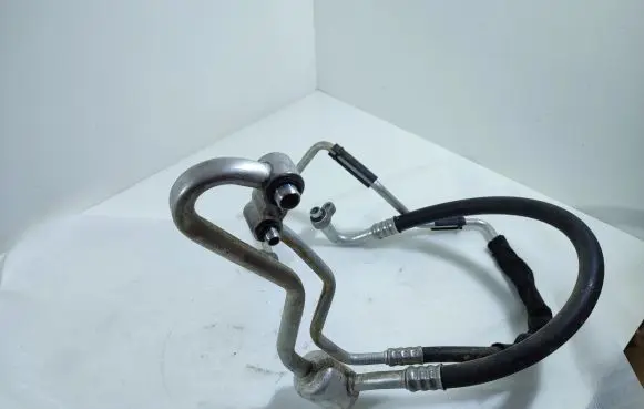 Chevrolet Camaro Air conditioning (A/C) pipe/hose 84179663