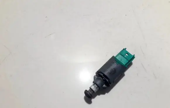 Renault Trafic II (X83) Brake pedal sensor switch 8200168240b