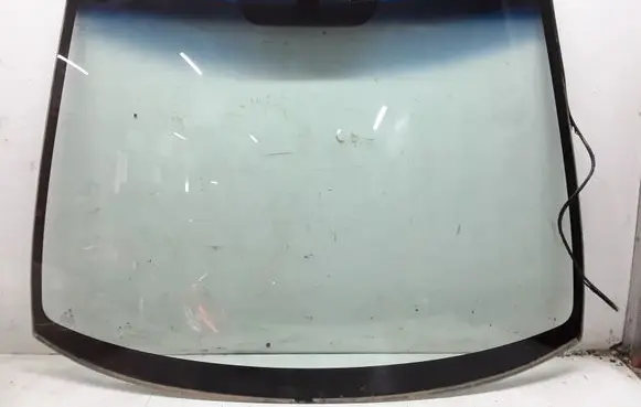 Hyundai Getz Front windscreen/windshield window 