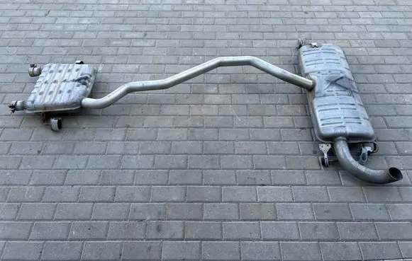 Jeep Grand Cherokee WL Muffler/silencer 82688519 82725094 1031485AD