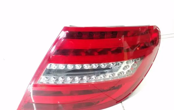 Mercedes-Benz C W204 Rear/tail lights A2048202764