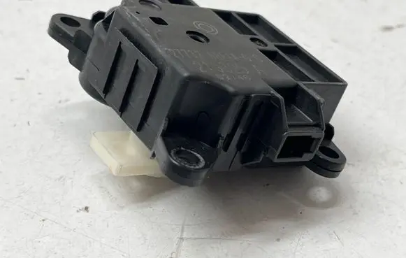 A/C air flow flap actuator/motor