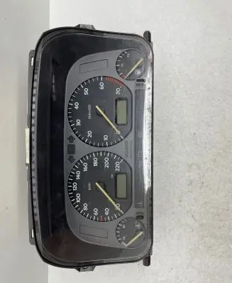Volkswagen Golf III Speedometer (instrument cluster) 5392324740