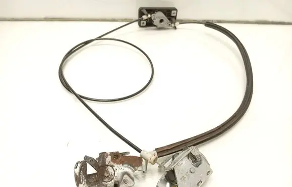 Loading door lock