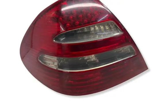 Mercedes-Benz E W211 Rear/tail lights A2118200564