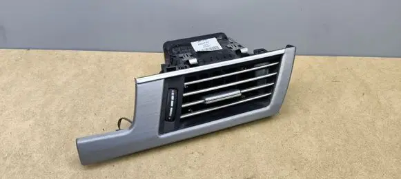 Mercedes-Benz E W212 Dashboard side air vent grill/cover trim A2128300254