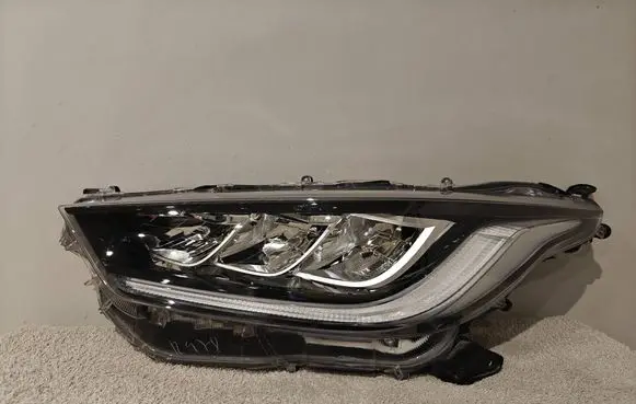 Toyota Yaris XP210 Headlight/headlamp EUK08