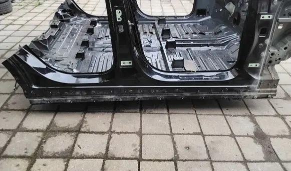 Mercedes-Benz EQE x294 Front sill (body part) 